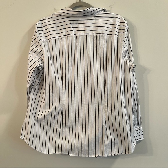 Women’s Lauren Ralph Lauren white and black striped button down career style top - Picture 2 of 5